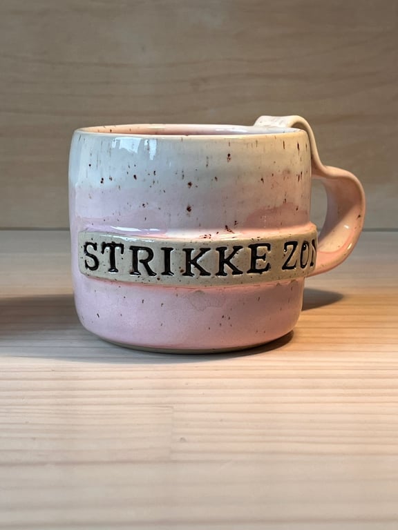 Strikke zone krus, 320 ml. H: 7,5 cm billede 2