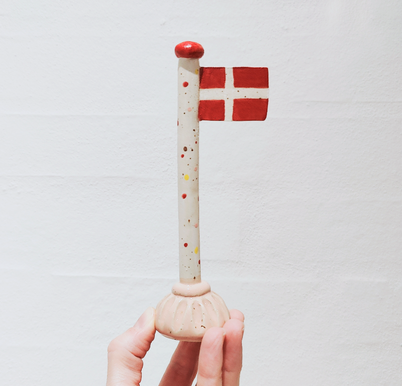 FLAG LYSERØD