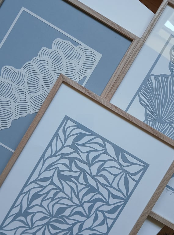 A3 papercut, dueblå, indrammet  (4)