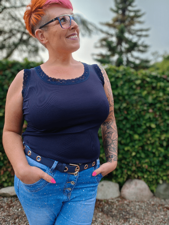 Zafia Top Navy