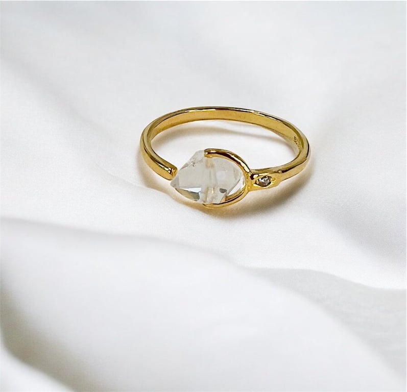 BeYou ring med en Herkimer diamant nr.9