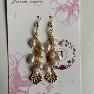 Lækre øreringe med ferskvandsperler – produktbillede