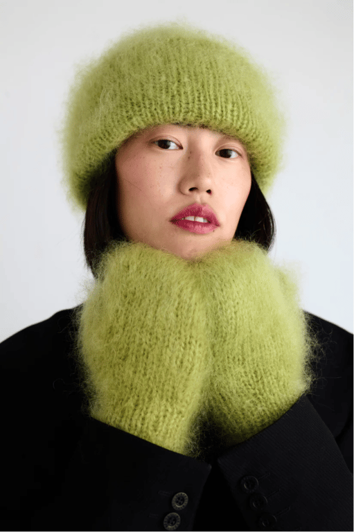 Kit: Fat Fur Hat i Bella by Permin garn (7)