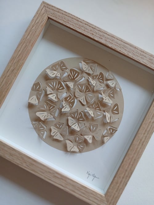 20x20cm, 3D papercut, beige, indrammet  (3)