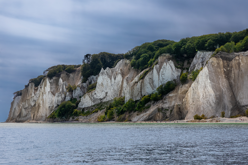 Den sydlige del af Møns klint en smuk stille sommerdag