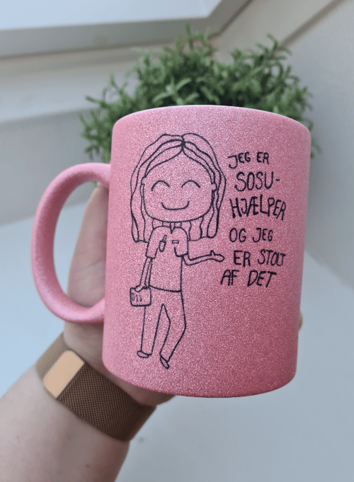 Krus: Jeg er SOSU-hjælper og jeg er stolt af det Pink Glimmer