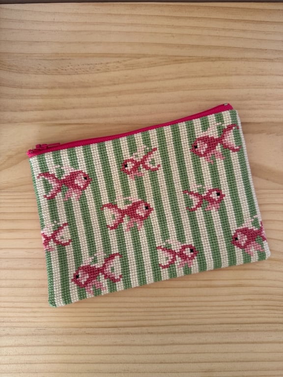 Pink Goldfish clutch 2022-9 Str. 13 x 19 cm. (3)