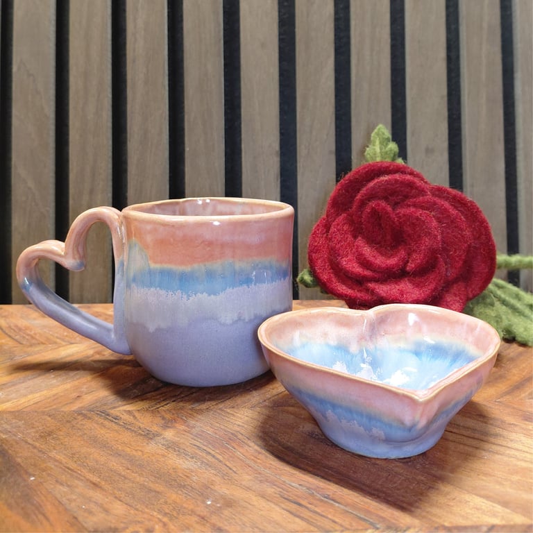 Kop med hjertehank lilla/rose billede 3