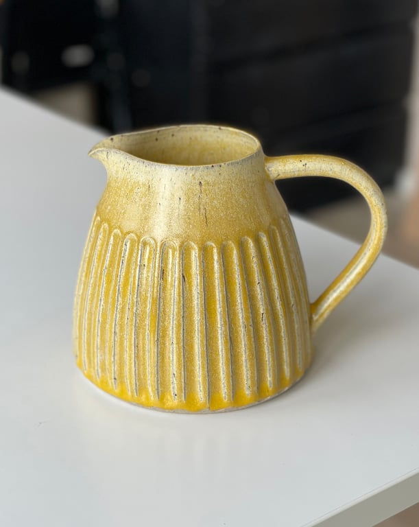 Kande m. riller, hørgul - 1,3 liter