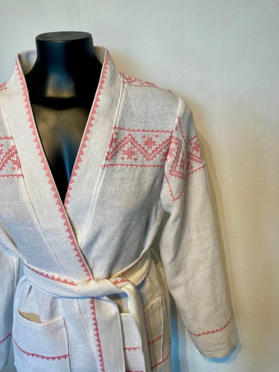 Ingrid-jakke med lyserødt broderi billede 2