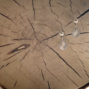 Sparkle ørestikker sølv – produktbillede