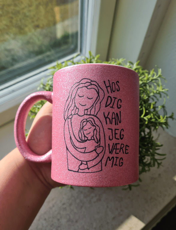 Krus: Hos dig kan jeg være mig Pink Glimmer billede 2