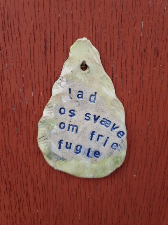 lad os svæve om frie fugle - ophæng 