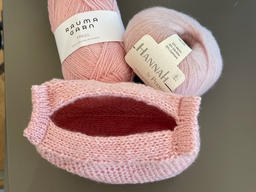 Kit: Honey Clutch (PetiteKnit opskrift og garn) (3)
