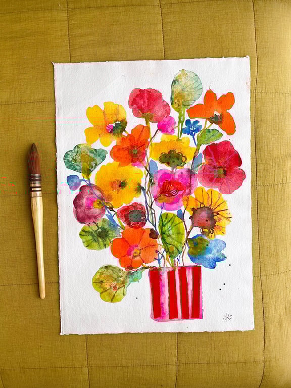 Rød stribet vase med collage