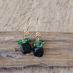 Ørekroge med onyx. – produktbillede