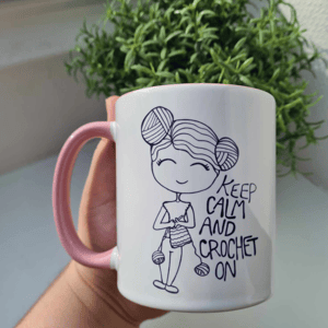 Krus: keep calm and crochet on Rosa  – produktbillede