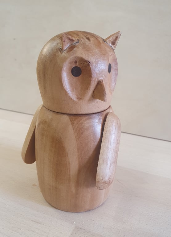 Ugle i pæretræ. 12 cm høj billede 2