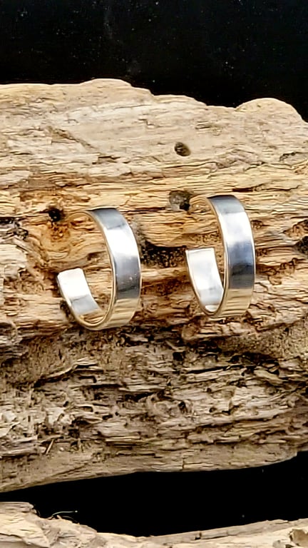 Brede cirkel ørestikker. billede 2