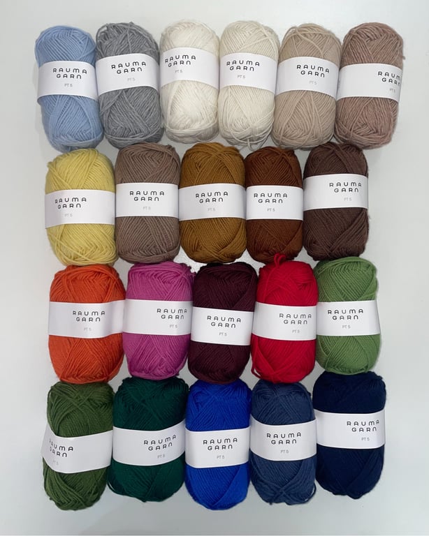 Garn: PT5  - Ngl. á 50 g Superblød norsk uld