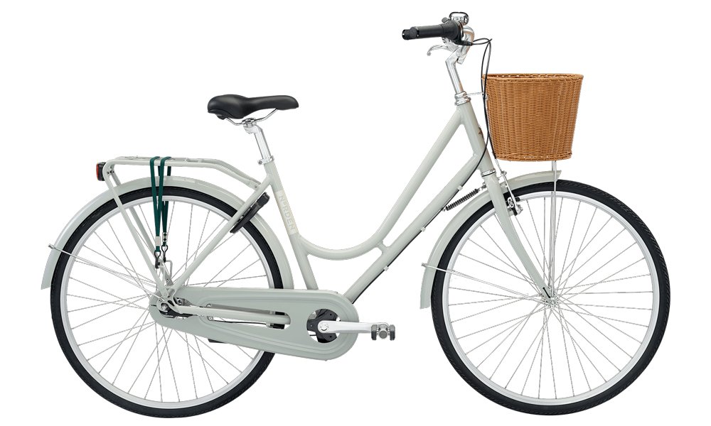 Grå bycykel med lav indstigning, sort sadel, kurv foran og bagagebærer bagpå.