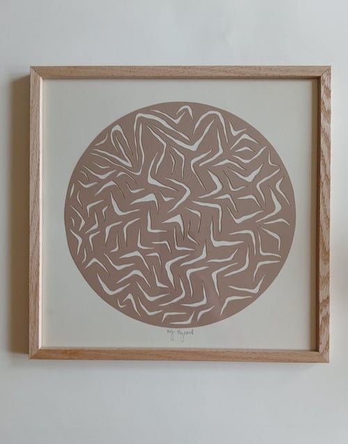 30x30cm, papercut, nougat, indrammet 