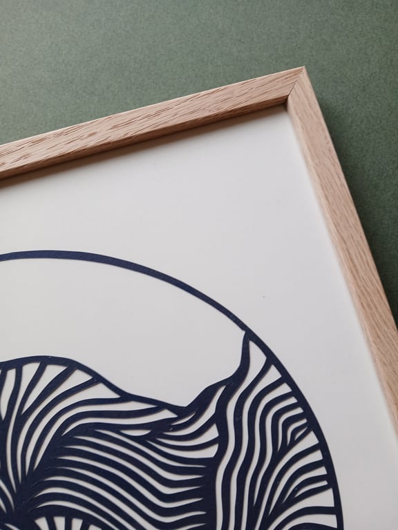 30x30cm papercut, Marineblå. indrammet (3)