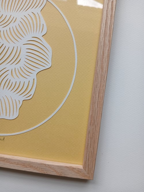 20x20cm papercut, banana, indrammet (4)