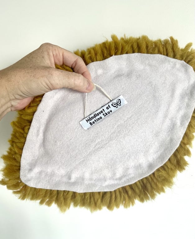 Tuftet øje i uld som vægophæng billede 2