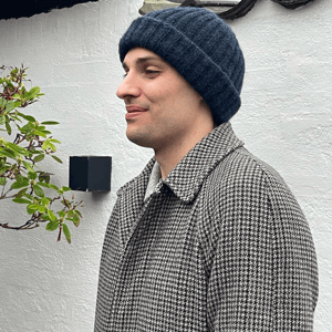 Opskrift: Adrian hue i PUNO PETIT – produktbillede