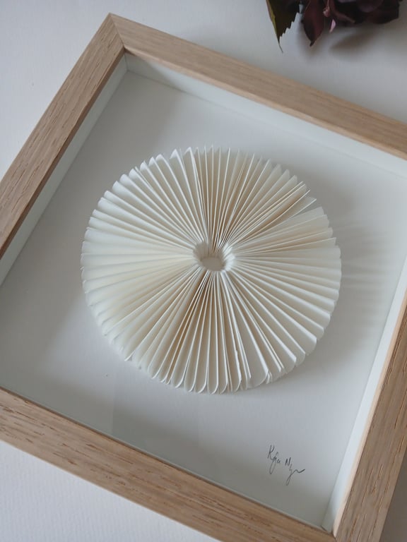 20x20cm relief, hvid, indrammet  (3)