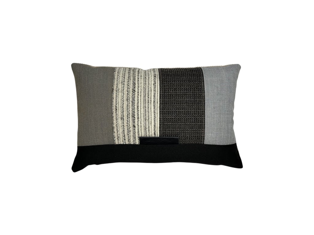 PUDE Unika design sofa pude grå sorte farver billede 2