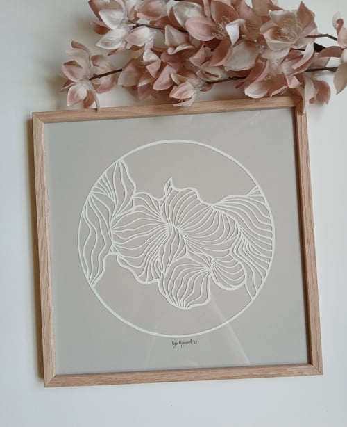 30x30cm papercut, hvid, indrammet