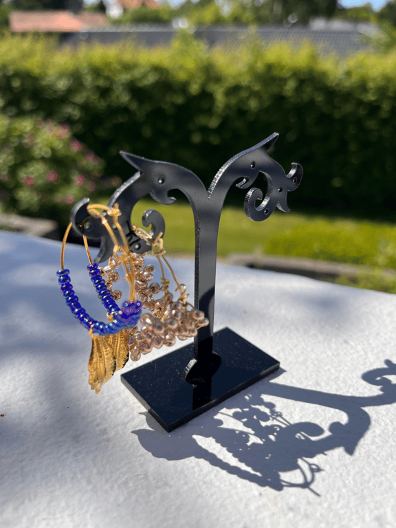 Creoler med blå perler og gyldne blade billede 3