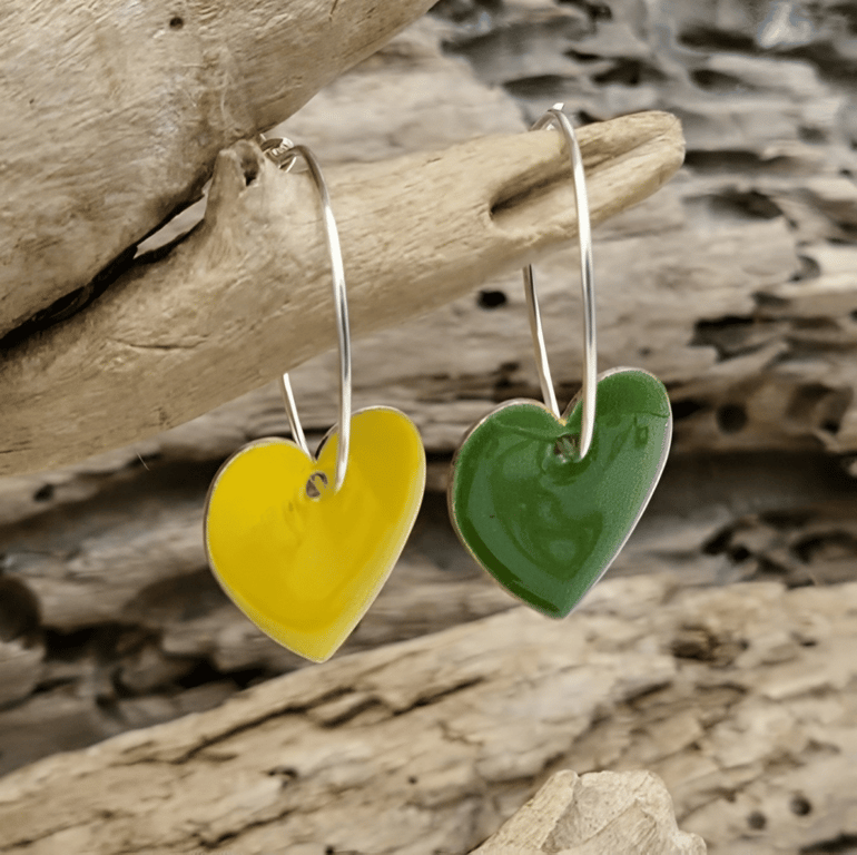 Emalje hjerte - stort oliven grønt. billede 2