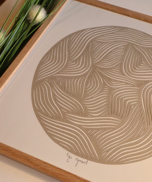 30x30cm papercut,  Indrammet 