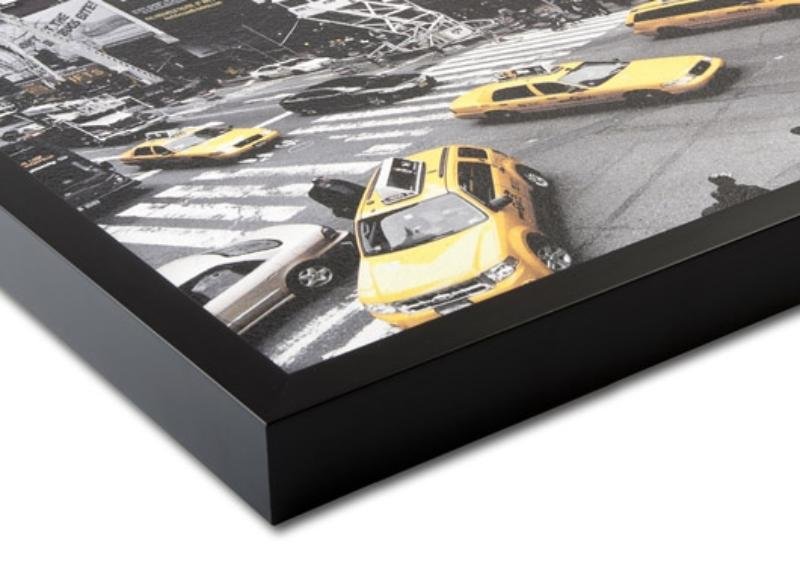 Det ikoniske fyr på Langelinie molen i København, fanget i et øjeblik i en vand dråbe. billede 4