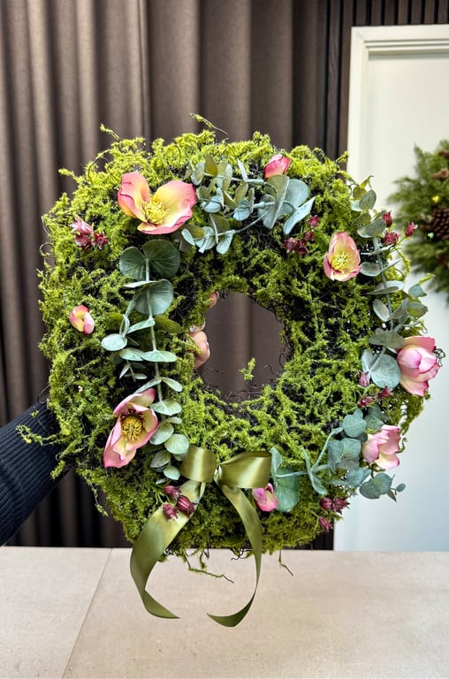 Kunstig krans inkl. pynt billede 4