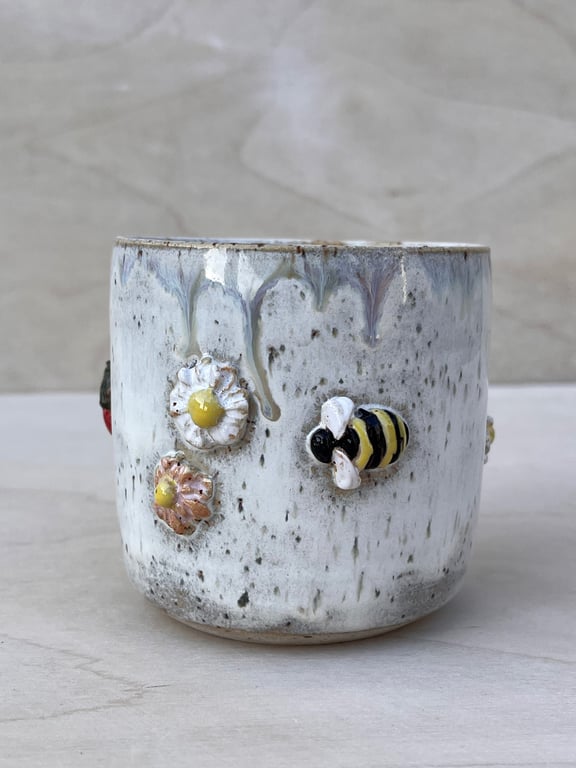 Sommer kop. 340 ml. H: 8,5 cm