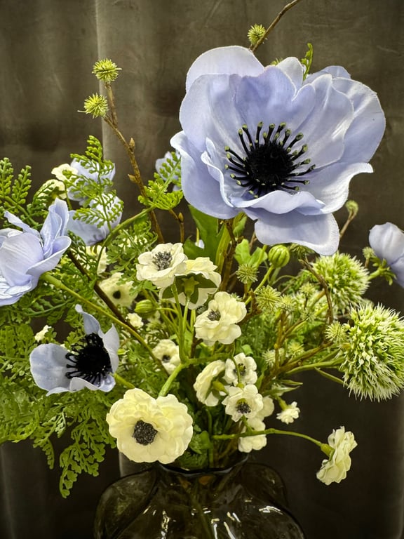 Blå anemone buket billede 5