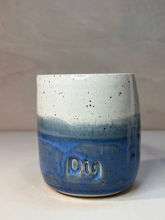 Hjerteformet Dig kop. 360 ml. H: 9,5 cm