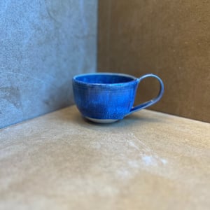 Kop med hank – produktbillede