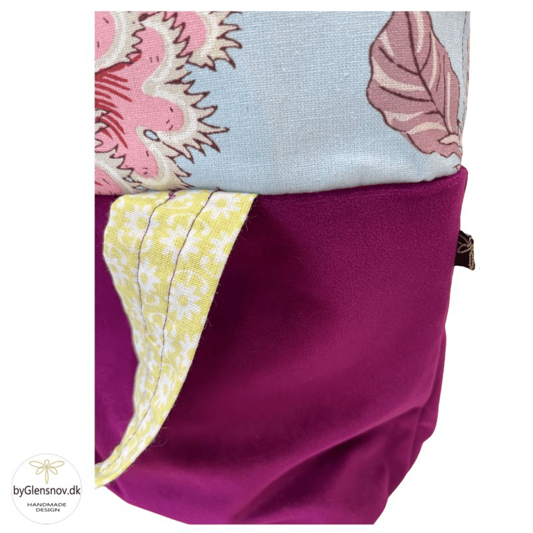 Strikkeprojekt taske - Velour Fuchsia/Storblomst billede 7