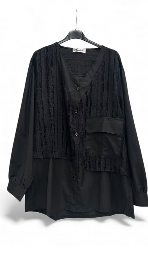 Louise shirt, Black w nice detaljer. Findes i str 36-48. (3)
