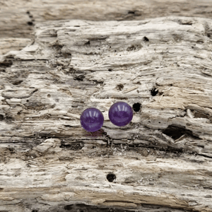 Ametyst ørestikker. – produktbillede