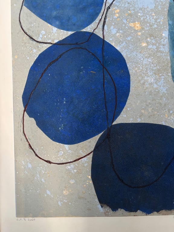 Blå sten ved stranden  billede 4