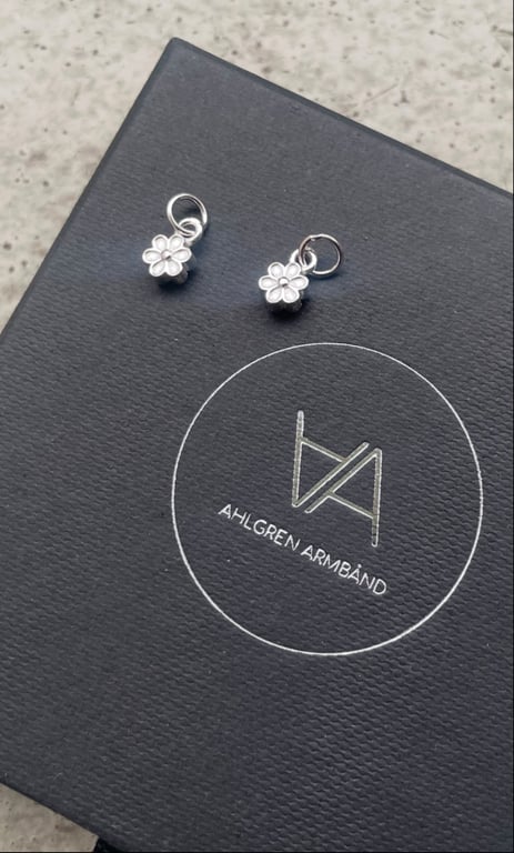 Vedhæng blomst - lille - 8x5x3 mm - 925 Sterlingsølv billede 2