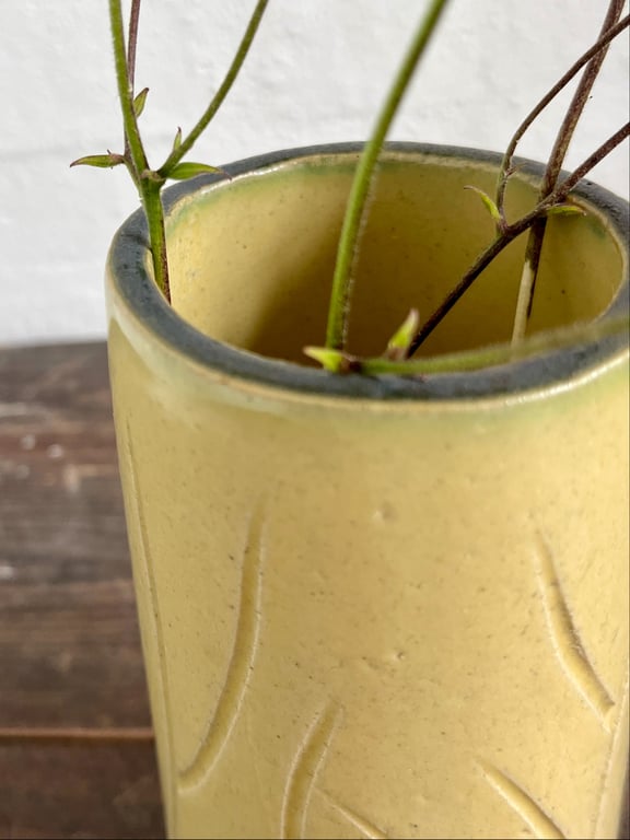 Vase, sommergul billede 2