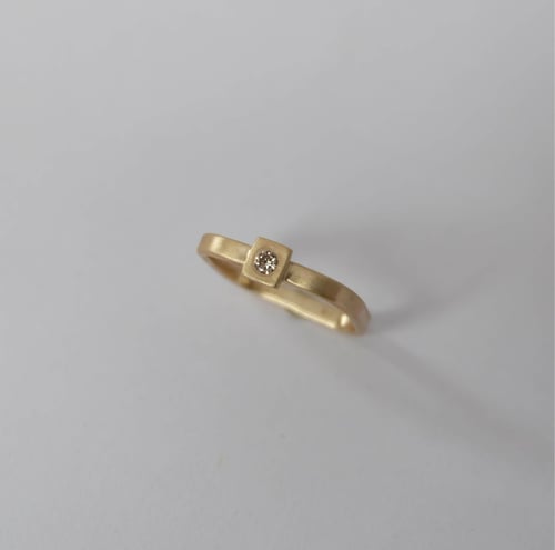 Noomi ring 14 K gold with champagne diamond (3)
