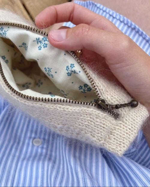 Kit: Honey Clutch (PetiteKnit opskrift og garn) (6)